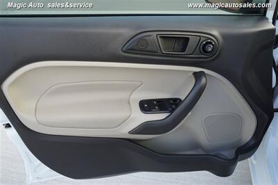 2019 Ford Fiesta SE   - Photo 11 - Phoenix, AZ 85034