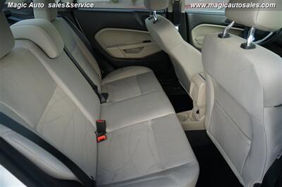 2019 Ford Fiesta SE   - Photo 16 - Phoenix, AZ 85034