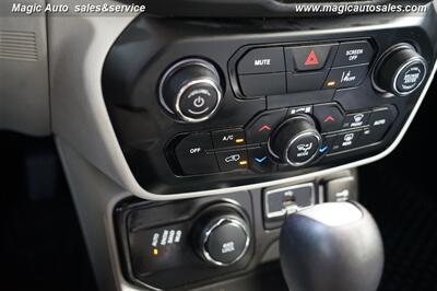 2022 Jeep Renegade Latitude   - Photo 30 - Phoenix, AZ 85034