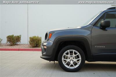 2022 Jeep Renegade Latitude   - Photo 8 - Phoenix, AZ 85034