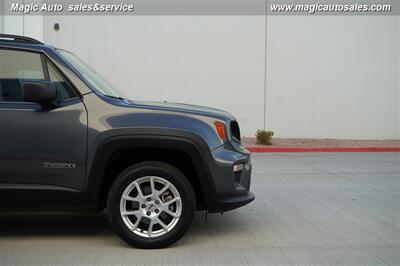 2022 Jeep Renegade Latitude   - Photo 12 - Phoenix, AZ 85034