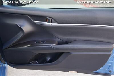 2023 Toyota Camry XSE   - Photo 15 - Phoenix, AZ 85034
