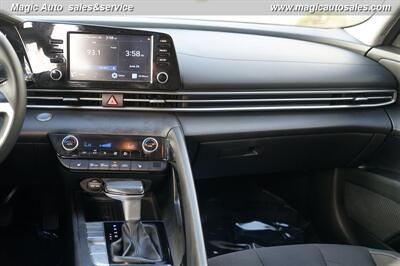 2021 Hyundai ELANTRA SEL   - Photo 23 - Phoenix, AZ 85034