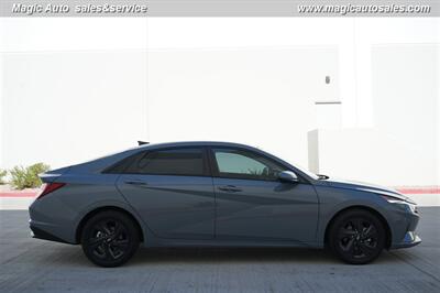 2021 Hyundai ELANTRA SEL   - Photo 10 - Phoenix, AZ 85034