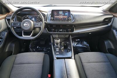 2022 Nissan Rogue SV   - Photo 22 - Phoenix, AZ 85034