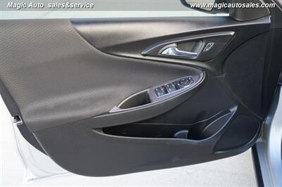 2022 Chevrolet Malibu LT   - Photo 13 - Phoenix, AZ 85034