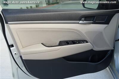 2018 Hyundai ELANTRA Value Edition - Photo 13 - Phoenix, AZ 85034