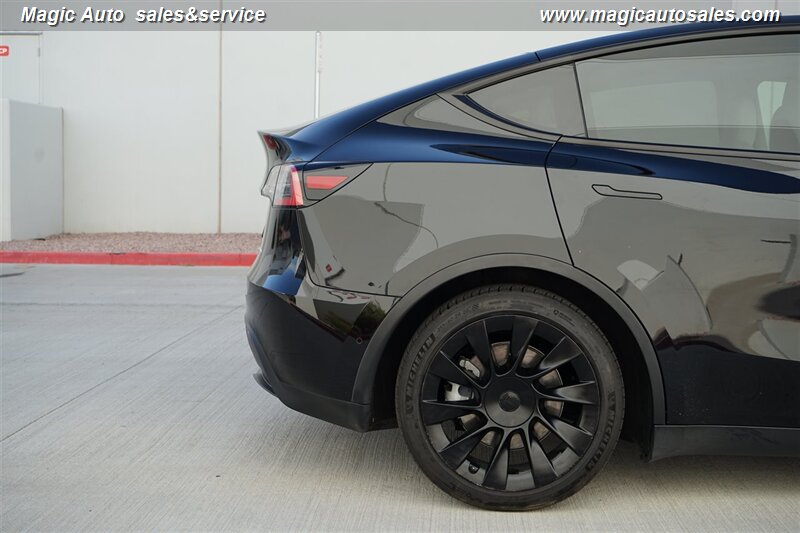 2021 Tesla Model Y Long Range photo 8