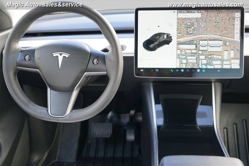 2021 Tesla Model Y Long Range photo 19