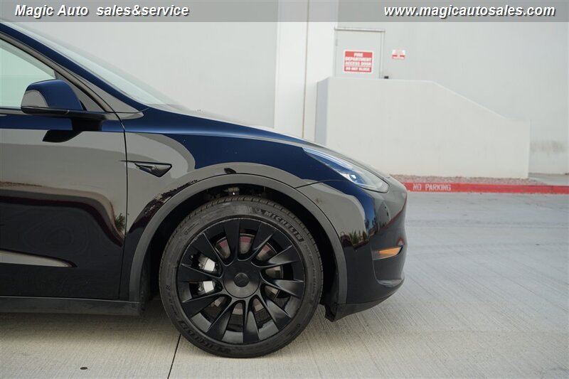 2021 Tesla Model Y Long Range photo 9