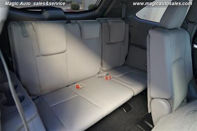 2019 Toyota Highlander LE   - Photo 20 - Phoenix, AZ 85034