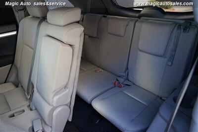 2019 Toyota Highlander LE   - Photo 24 - Phoenix, AZ 85034