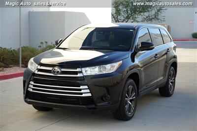 2019 Toyota Highlander LE SUV