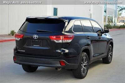 2019 Toyota Highlander LE   - Photo 6 - Phoenix, AZ 85034