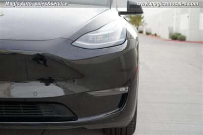 2021 Tesla Model Y Standard Range   - Photo 14 - Phoenix, AZ 85034