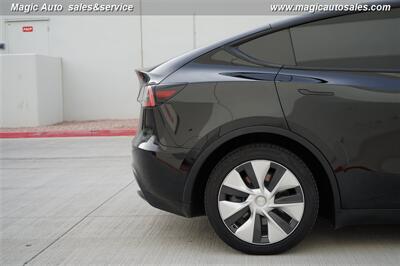 2021 Tesla Model Y Standard Range   - Photo 8 - Phoenix, AZ 85034