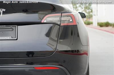 2021 Tesla Model Y Standard Range   - Photo 16 - Phoenix, AZ 85034