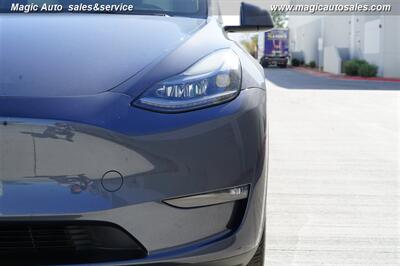 2023 Tesla Model Y Long Range   - Photo 13 - Phoenix, AZ 85034