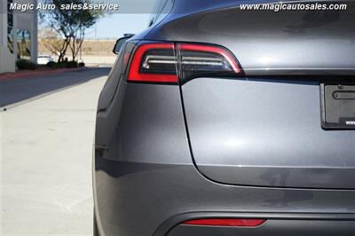 2023 Tesla Model Y Long Range   - Photo 14 - Phoenix, AZ 85034