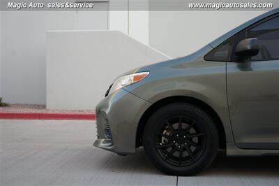 2020 Toyota Sienna L 7-Passenger   - Photo 11 - Phoenix, AZ 85034