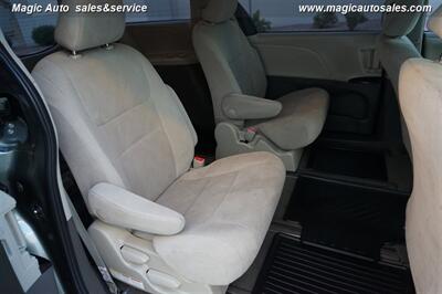 2020 Toyota Sienna L 7-Passenger   - Photo 19 - Phoenix, AZ 85034