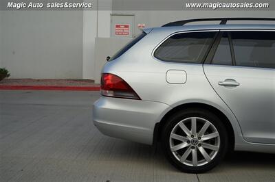 2011 Volkswagen Jetta SportWagen TDI   - Photo 8 - Phoenix, AZ 85034
