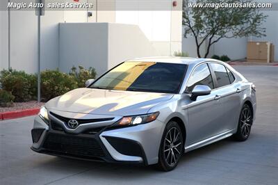 2021 Toyota Camry SE   - Photo 1 - Phoenix, AZ 85034