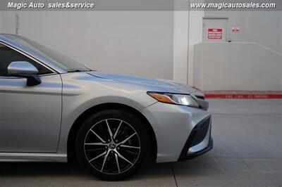2021 Toyota Camry SE   - Photo 12 - Phoenix, AZ 85034