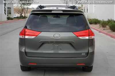 2013 Toyota Sienna XLE 7-Passenger   - Photo 5 - Phoenix, AZ 85034