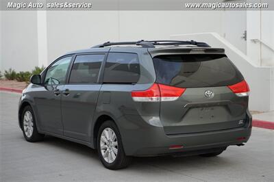 2013 Toyota Sienna XLE 7-Passenger   - Photo 4 - Phoenix, AZ 85034