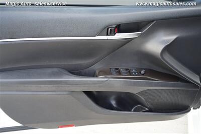 2022 Toyota Camry LE   - Photo 13 - Phoenix, AZ 85034