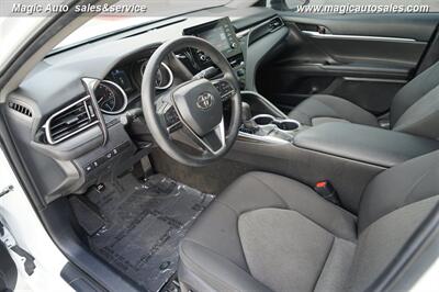 2022 Toyota Camry LE   - Photo 14 - Phoenix, AZ 85034