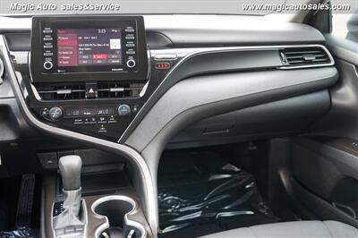 2022 Toyota Camry LE   - Photo 25 - Phoenix, AZ 85034
