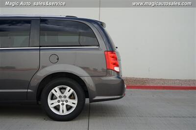 2019 Dodge Grand Caravan SXT   - Photo 7 - Phoenix, AZ 85034