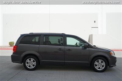 2019 Dodge Grand Caravan SXT   - Photo 8 - Phoenix, AZ 85034