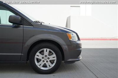 2019 Dodge Grand Caravan SXT   - Photo 9 - Phoenix, AZ 85034