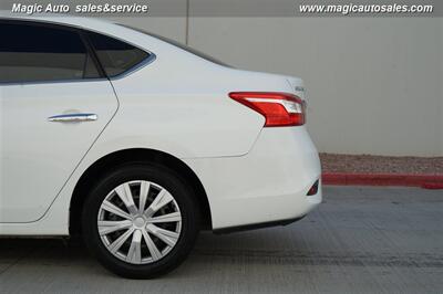 2019 Nissan Sentra S   - Photo 9 - Phoenix, AZ 85034