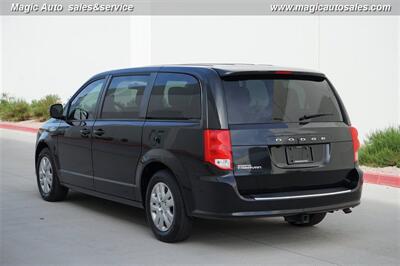 2018 Dodge Grand Caravan SE - Photo 4 - Phoenix, AZ 85034