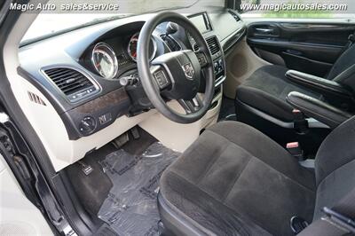 2018 Dodge Grand Caravan SE - Photo 14 - Phoenix, AZ 85034