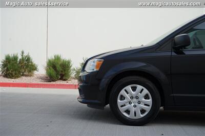 2018 Dodge Grand Caravan SE - Photo 11 - Phoenix, AZ 85034