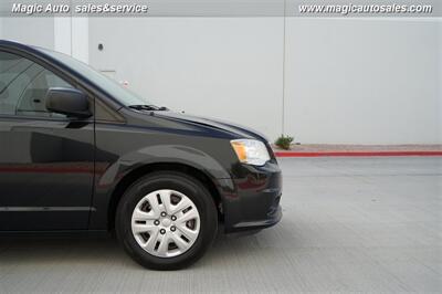 2018 Dodge Grand Caravan SE - Photo 9 - Phoenix, AZ 85034