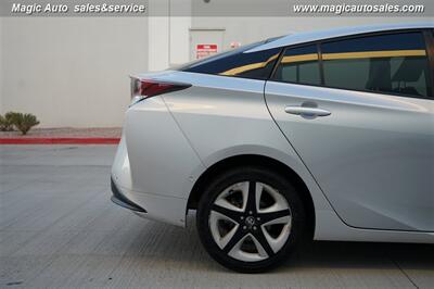 2018 Toyota Prius Four Touring   - Photo 8 - Phoenix, AZ 85034