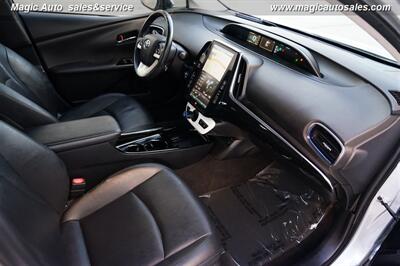 2018 Toyota Prius Four Touring   - Photo 16 - Phoenix, AZ 85034