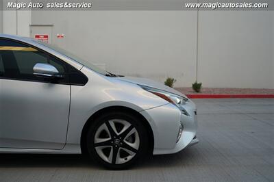 2018 Toyota Prius Four Touring   - Photo 9 - Phoenix, AZ 85034