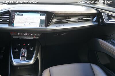 2024 Audi Q4 e-tron quattro Premium Plus - Photo 24 - Phoenix, AZ 85034