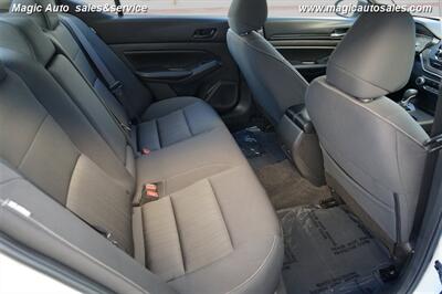 2025 Nissan Altima SV - Photo 19 - Phoenix, AZ 85034