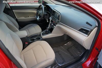 2020 Hyundai ELANTRA SEL   - Photo 16 - Phoenix, AZ 85034