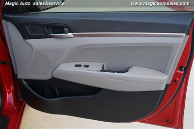 2020 Hyundai ELANTRA SEL   - Photo 18 - Phoenix, AZ 85034