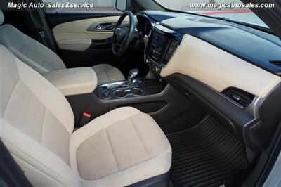 2023 Chevrolet Traverse LS - Photo 16 - Phoenix, AZ 85034