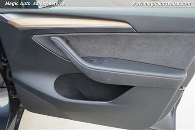 2023 Tesla Model Y Long Range   - Photo 20 - Phoenix, AZ 85034